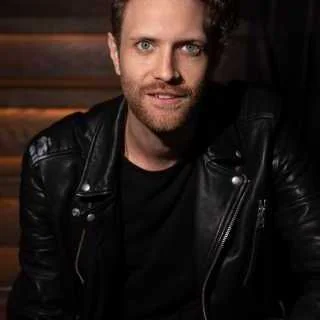 Headshot of Ryan Long